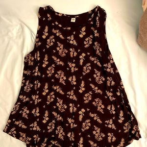 Old Navy Women’s Luxe Black Floral Tank Top